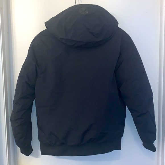 Lululemon Winter Warrior Bomber in Black Size 8 - Picture 2 of 6